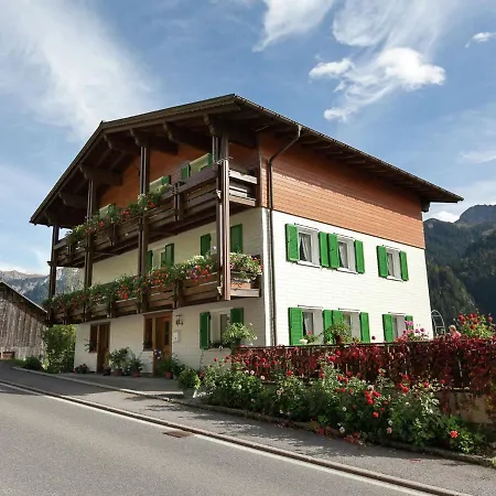 Comfortable Near Ski Area In
